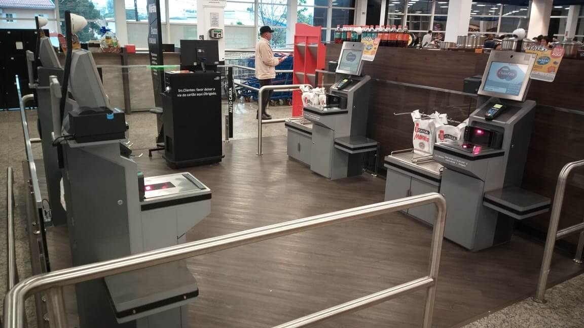 Irmãos Muffato, quinta maior rede de supermercados do Brasil, escolhe a performance do self-checkout da Perto